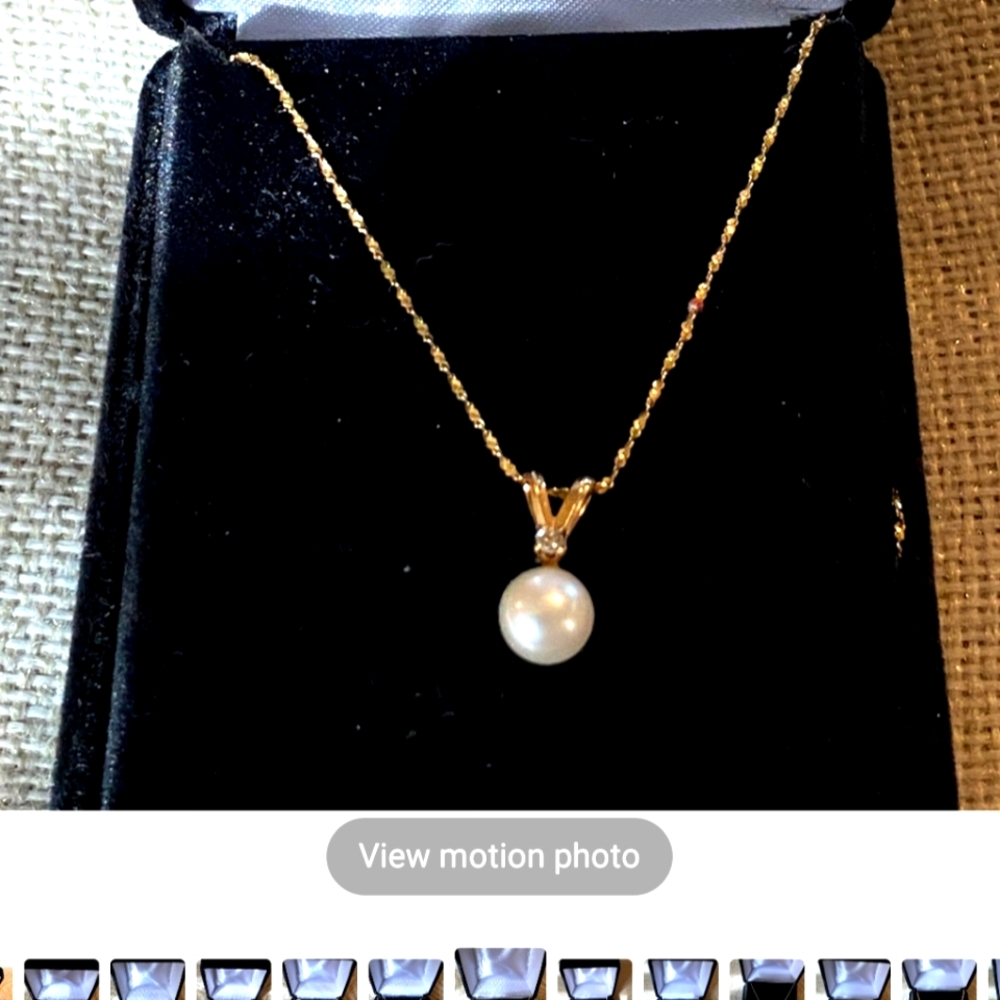 Pearl and diamond necklace
